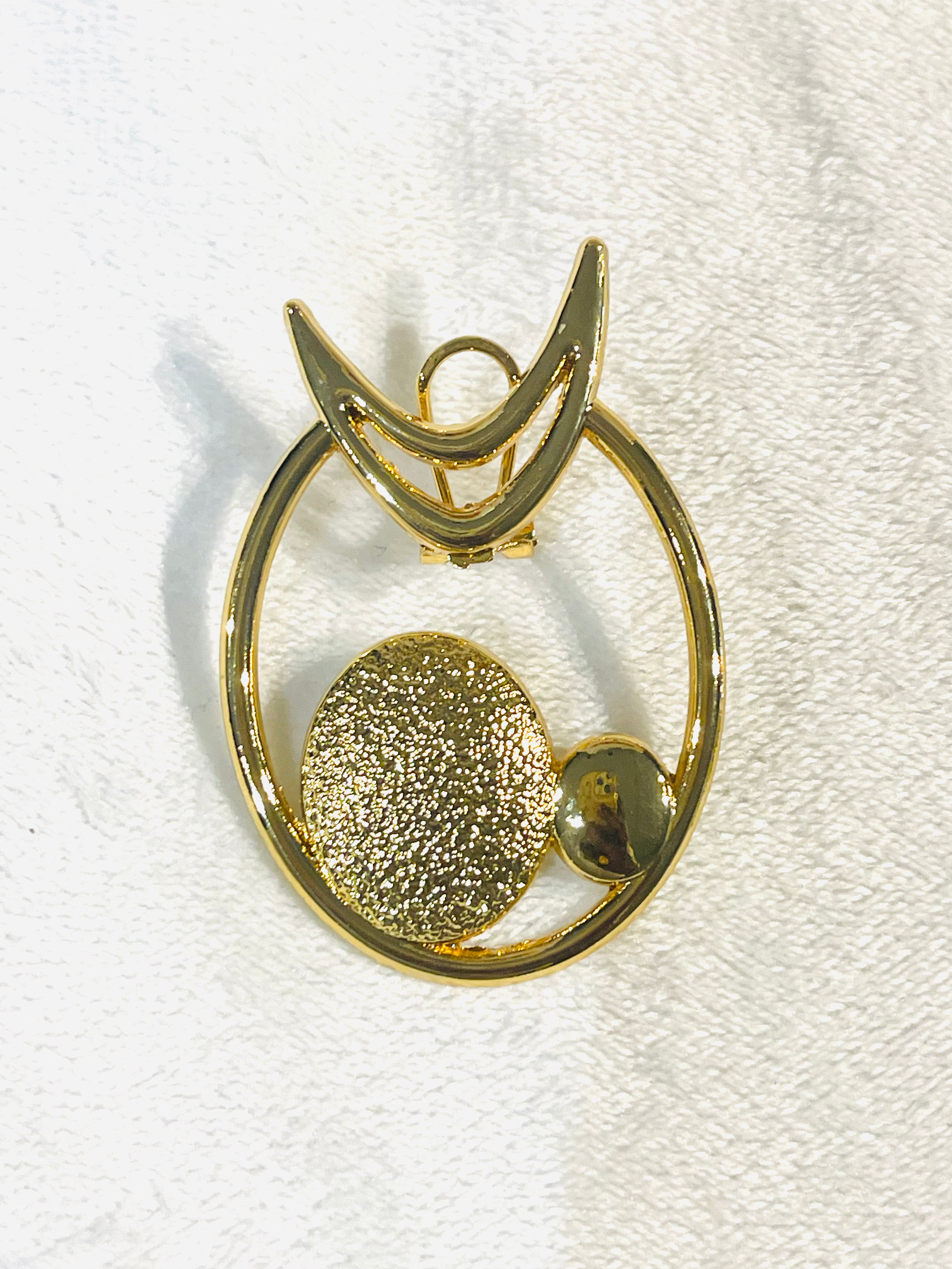 Earrings (Style N)